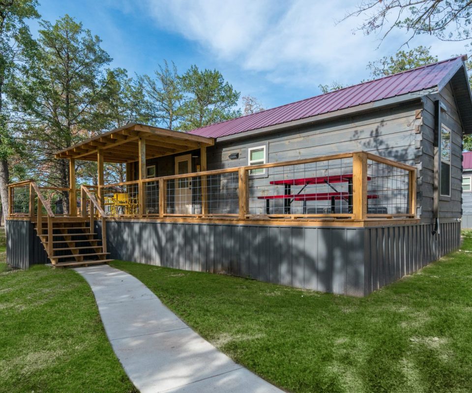 exterior view of the Whoop cabin rental