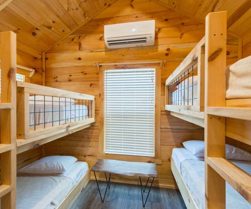 bunk beds in bedroom of the Whoop cabin rental